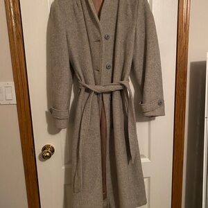 Vintage wool coat with gorgeous mauve lining